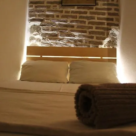 Apartman U Industrijskom Stilu U Srcu Vodica Vodice
