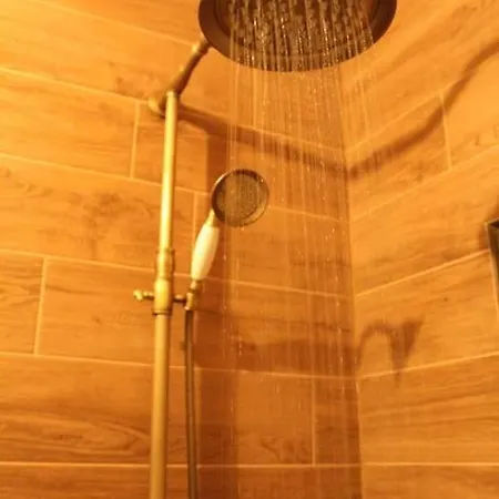 Apartman U Industrijskom Stilu U Srcu Vodica *
